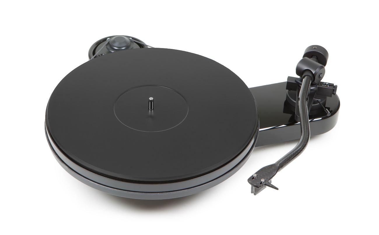картинка Проигрыватель винила Pro-Ject RPM 3 Carbon (DC) от магазина Одежда+