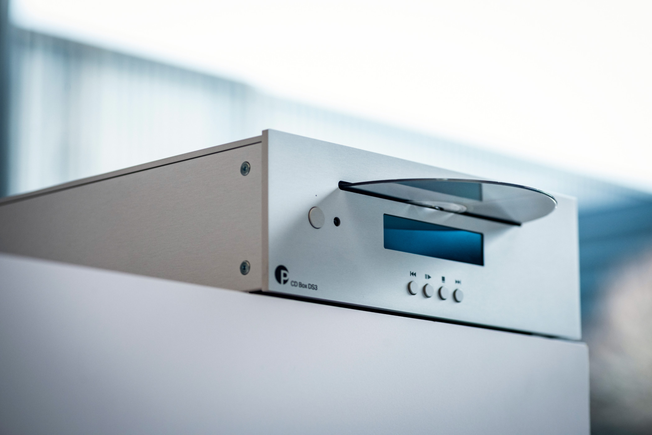 картинка CD-проигрыватель Pro-Ject CD Box DS3 от магазина Одежда+