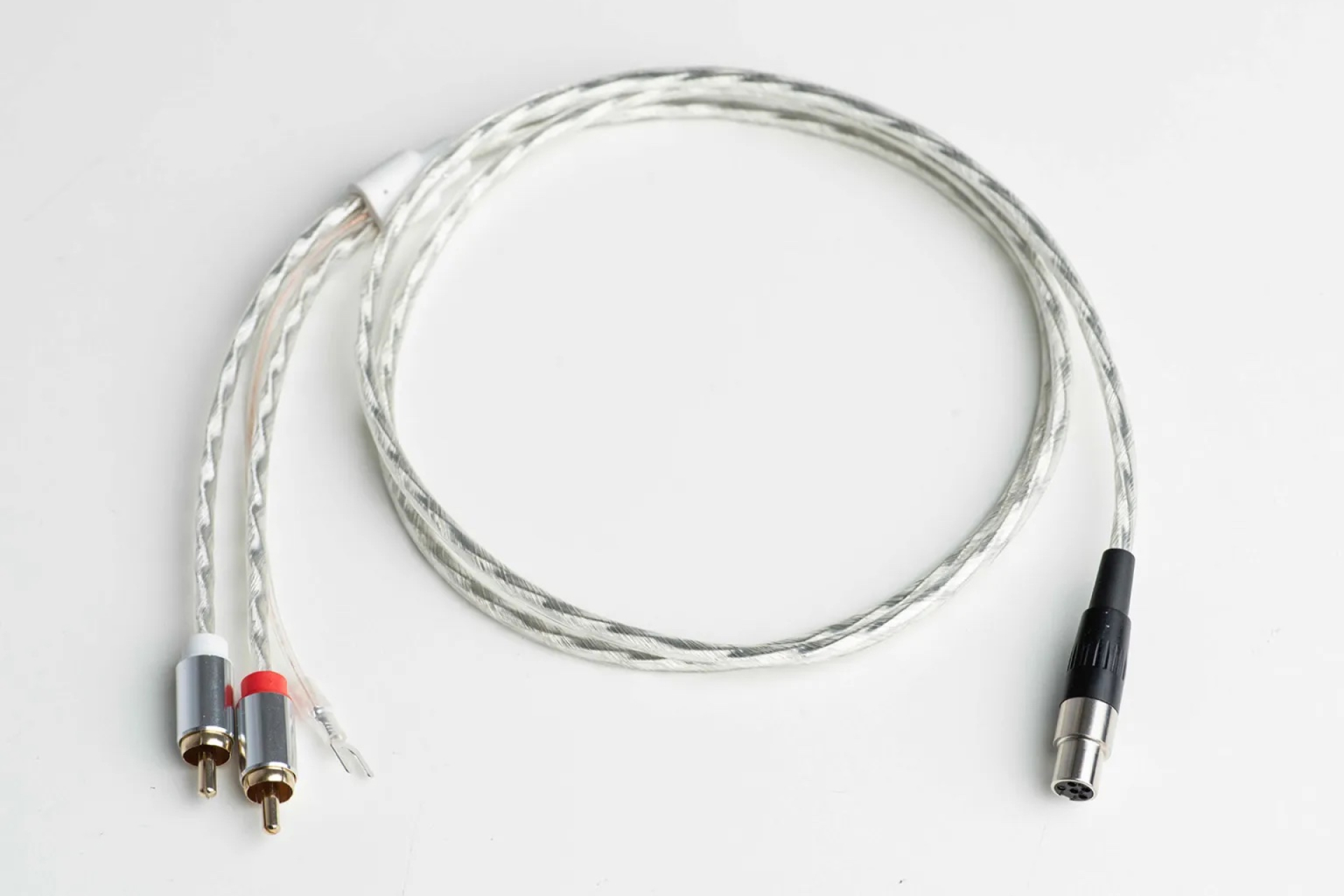 картинка Фоно кабель Pro-Ject Connect It Phono E RCA – Mini XLR 1,23 м. от магазина Одежда+
