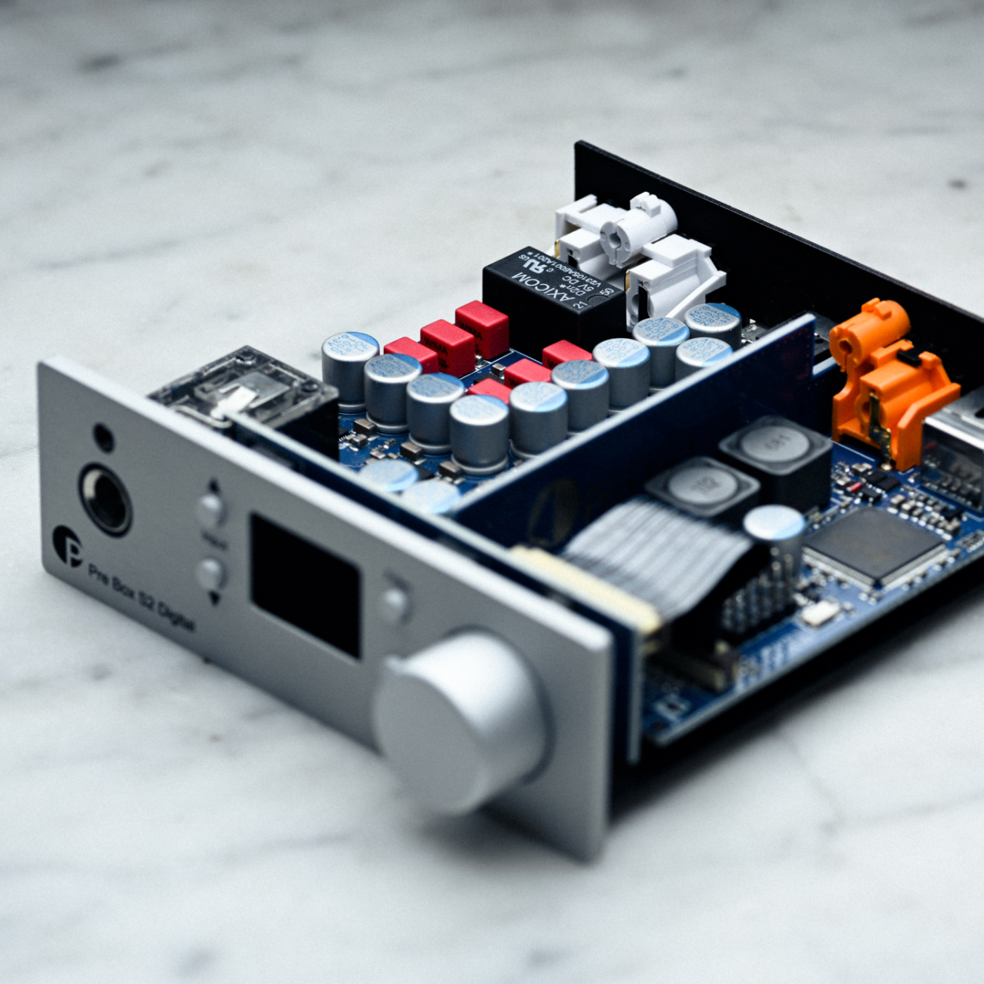 картинка Предусилитель с ЦАП Pro-Ject Pre Box S2 Digital Edition 23 от магазина Одежда+