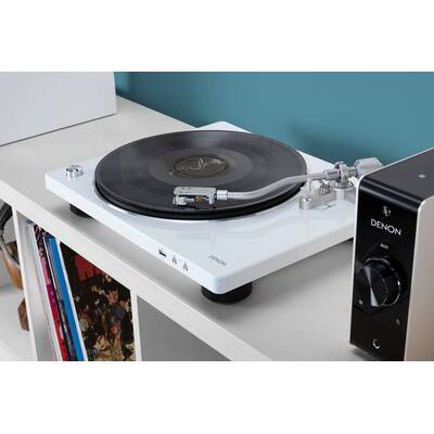 картинка Виниловый проигрыватель DENON DP-450USB white от магазина Одежда+