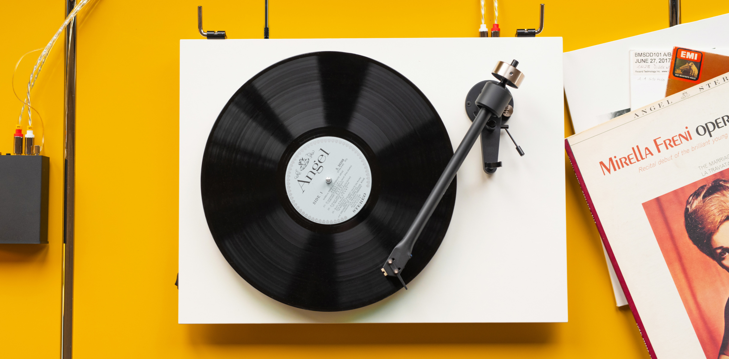 картинка Проигрыватель винила Pro-Ject T2 Super Phono (Rainier) от магазина Одежда+