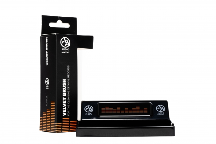 картинка Щетка для чистки пластинок Audio Anatomy Velvet Brush for Vinyl Version 2.0 от магазина Одежда+