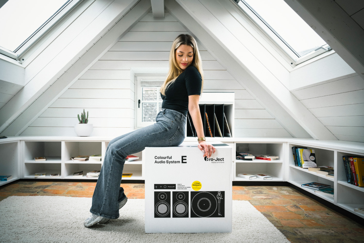 картинка Комплект Pro-Ject Colourful Audio System E от магазина Одежда+