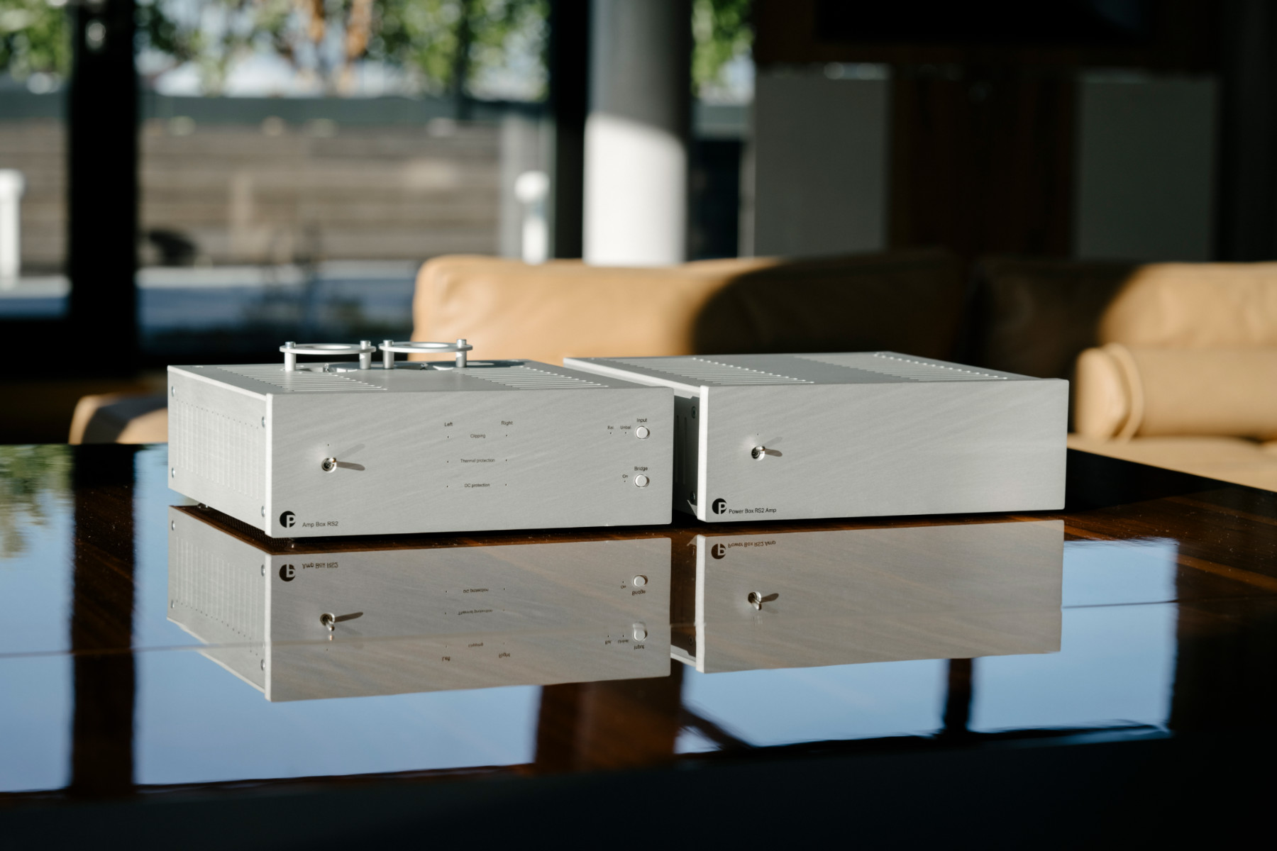 картинка Усилитель мощности Pro-Ject Amp Box RS2 от магазина Одежда+