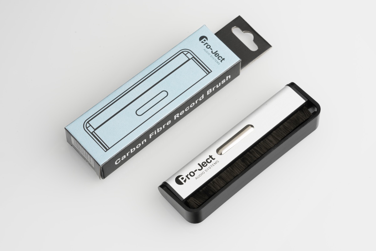 картинка Щетка для очистки пластинок Pro-Ject Brush It от магазина Одежда+