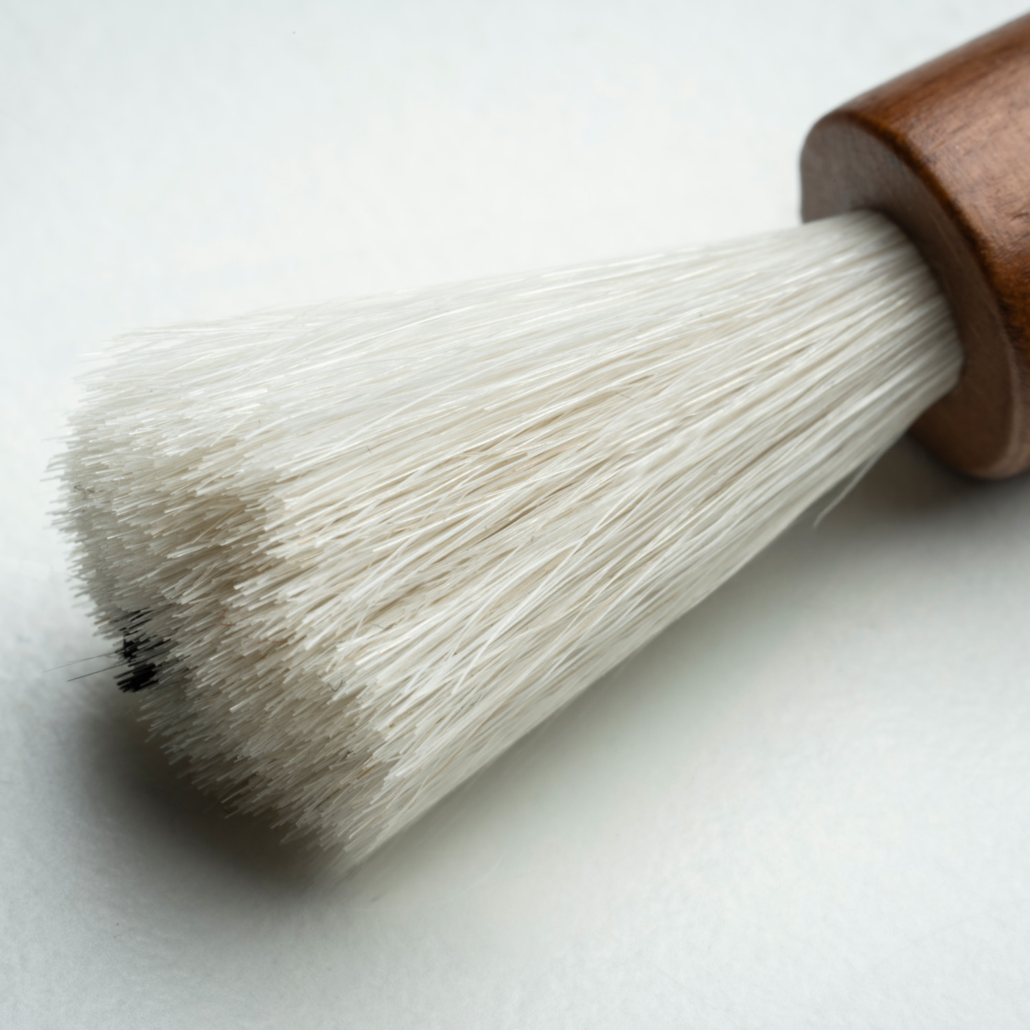 картинка Кисточка для удаления пыли Pro-Ject Broom it от магазина Одежда+