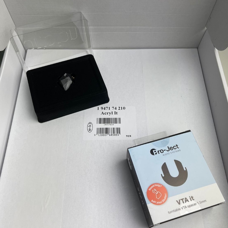 картинка Набор для апгрейда Pro-Ject Debut Carbon Upgrade Set от магазина Одежда+