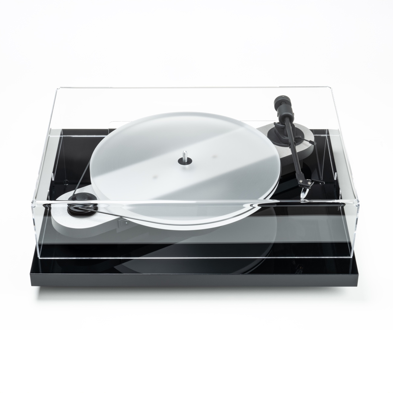 картинка Проигрыватель винила Pro-Ject Elemental Phono USB SilverBlack - FINAL EDITION от магазина Одежда+