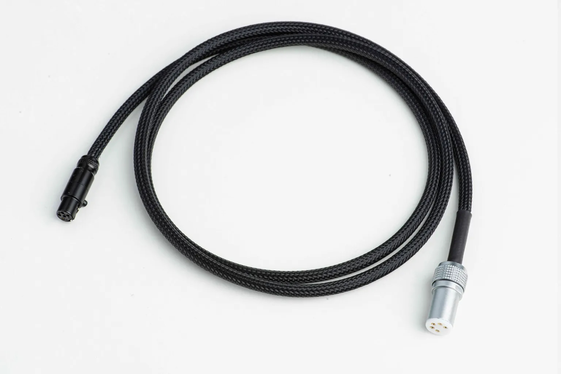 картинка Фоно кабель Pro-Ject Connect It Phono S 5P - Mini XLR 1,23 м. от магазина Одежда+