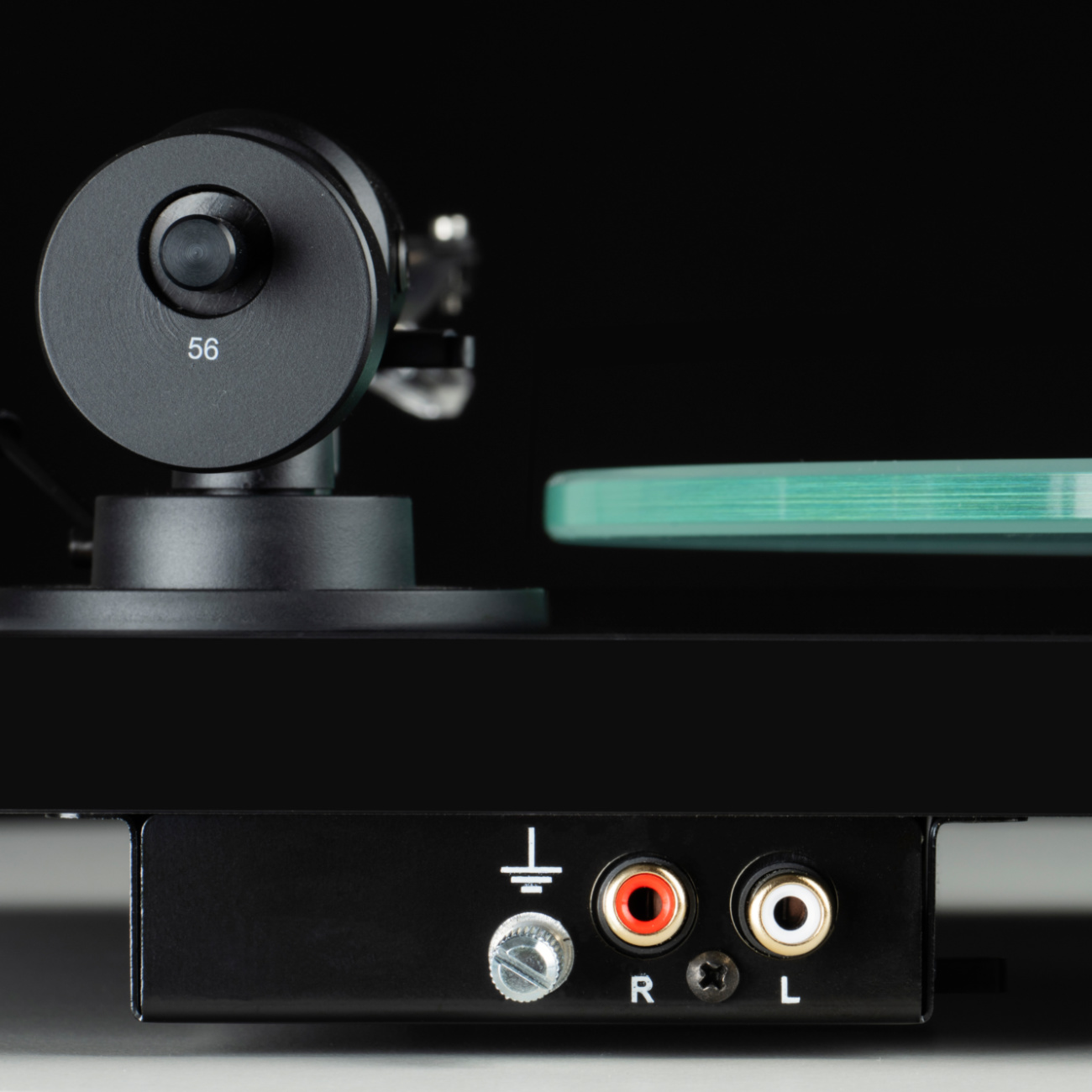 картинка Проигрыватель винила Pro-Ject T1 EVO Phono (OM 10) от магазина Одежда+